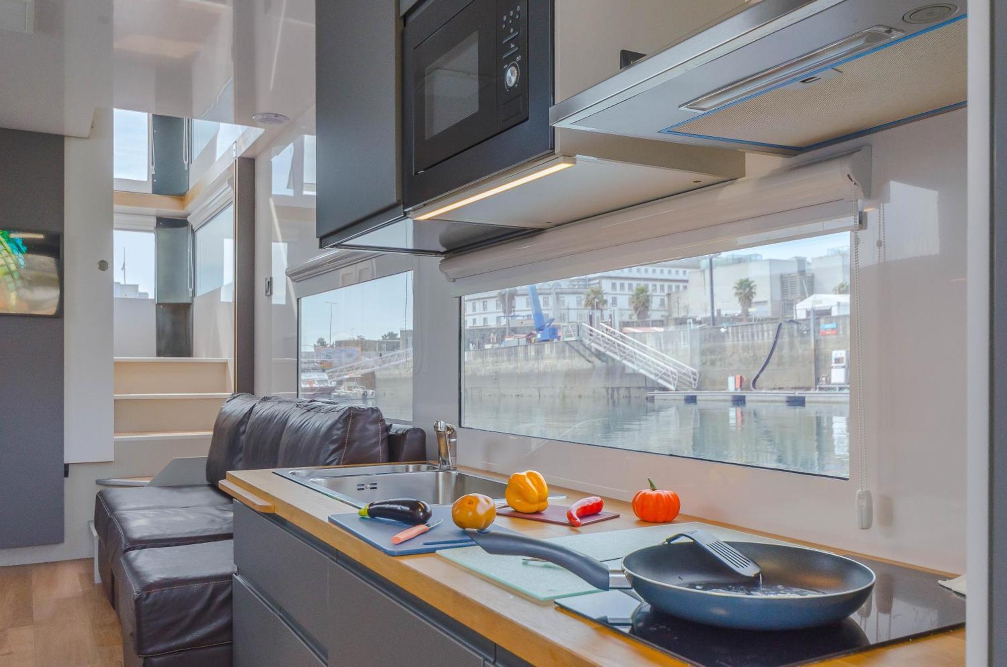 Exclusivas Vistas Al Mar En Casa Barco, Pleno Centro, Terraza, Parking * A Coruña